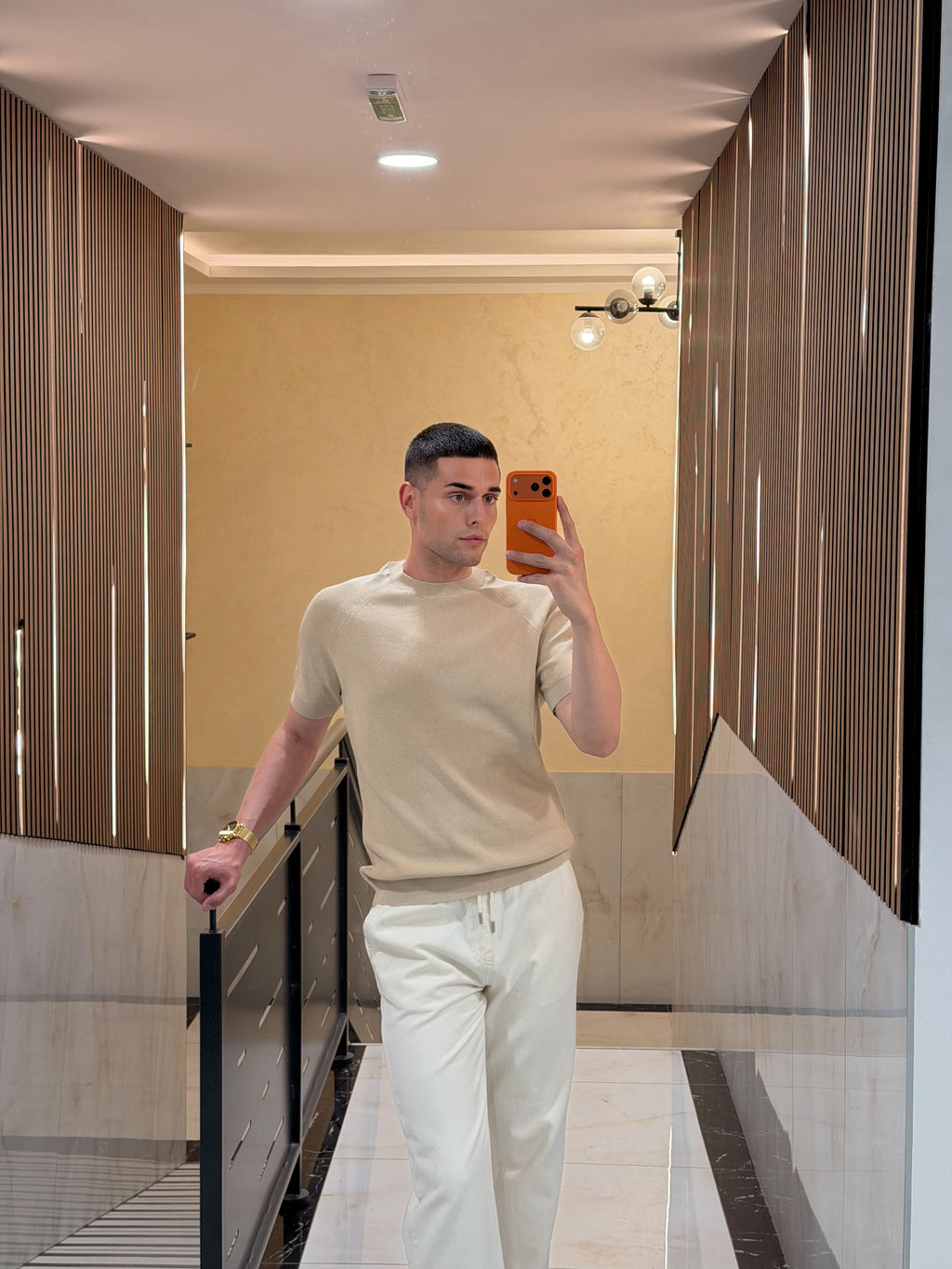 Bež majica