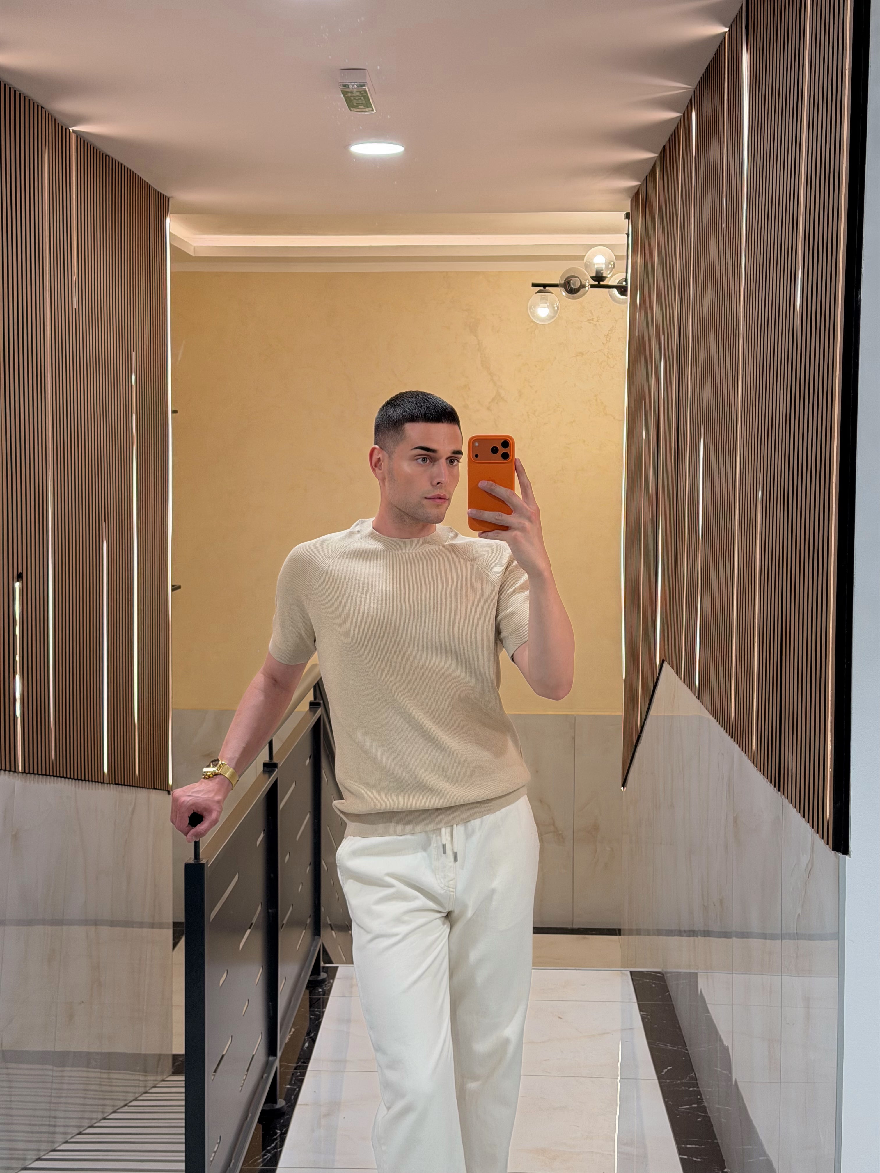 Bež majica