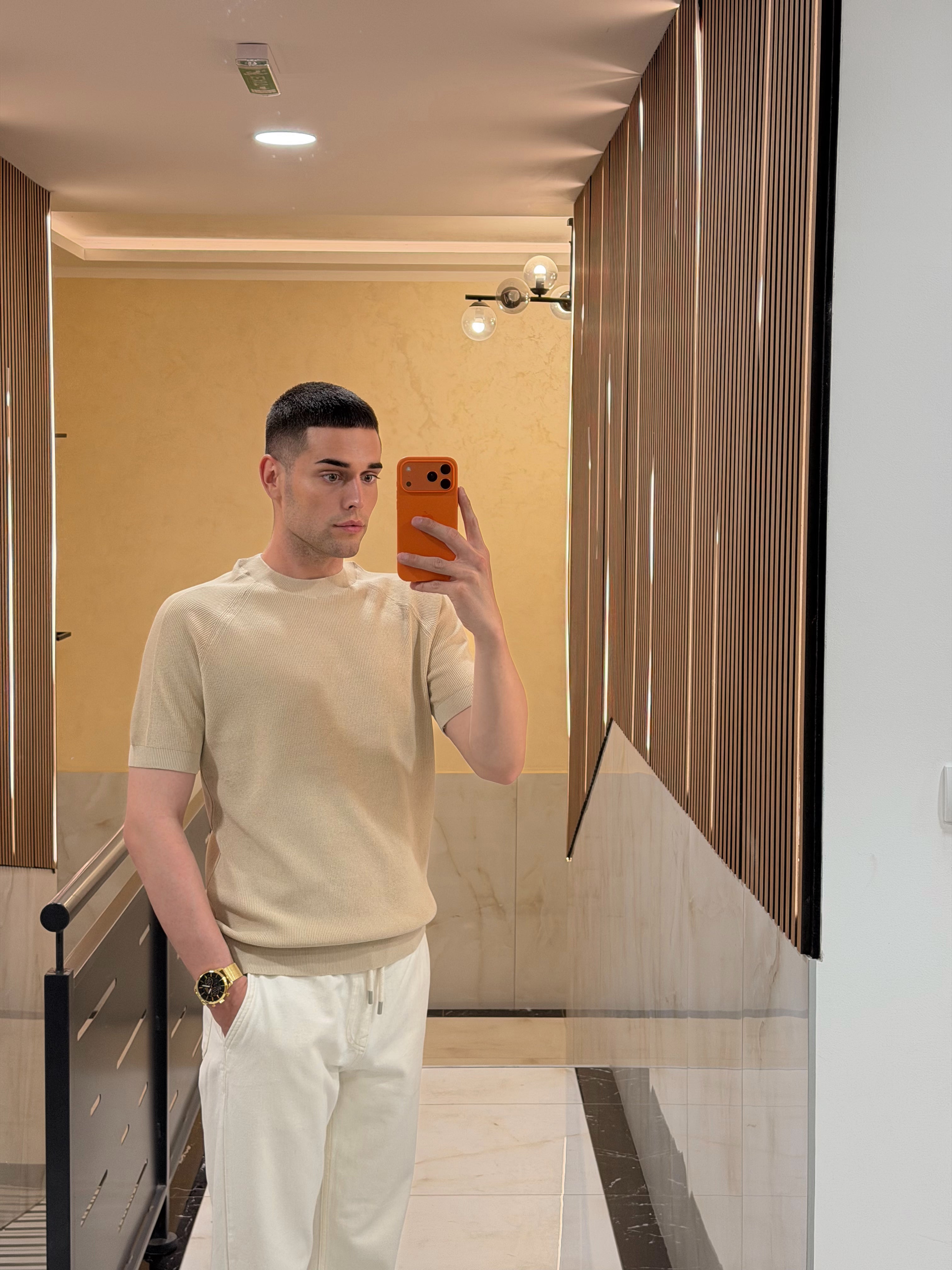 Bež majica